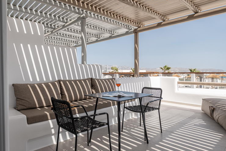 Deluxe Double Rooms with Hot Tub and Sea or Garden View